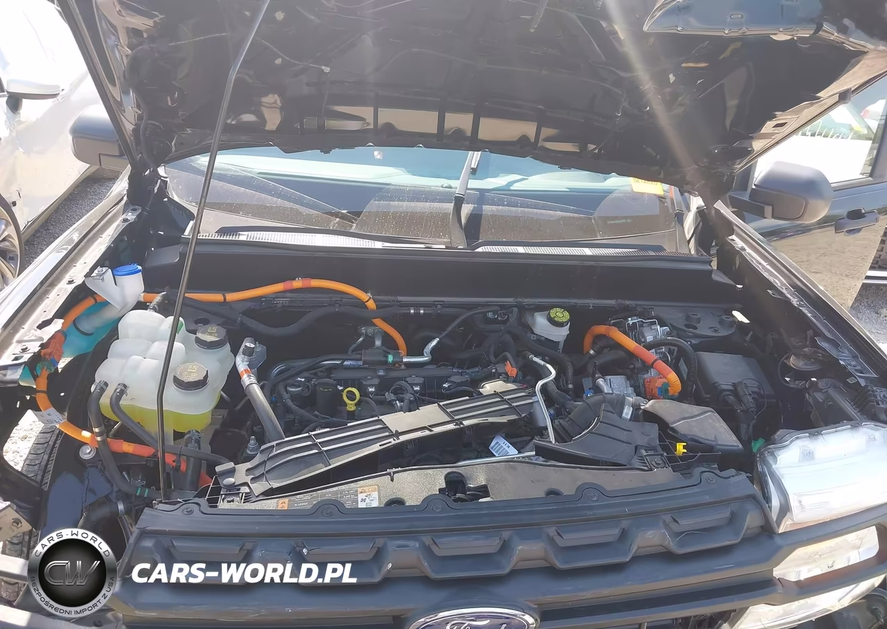 2023 Ford Maverick Xl VIN:3FTTW8E33PRA57378 - 10