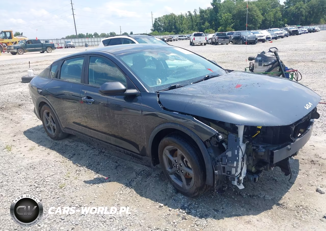 2025 Kia K4 Lxs – zdjęcie 1 z 16