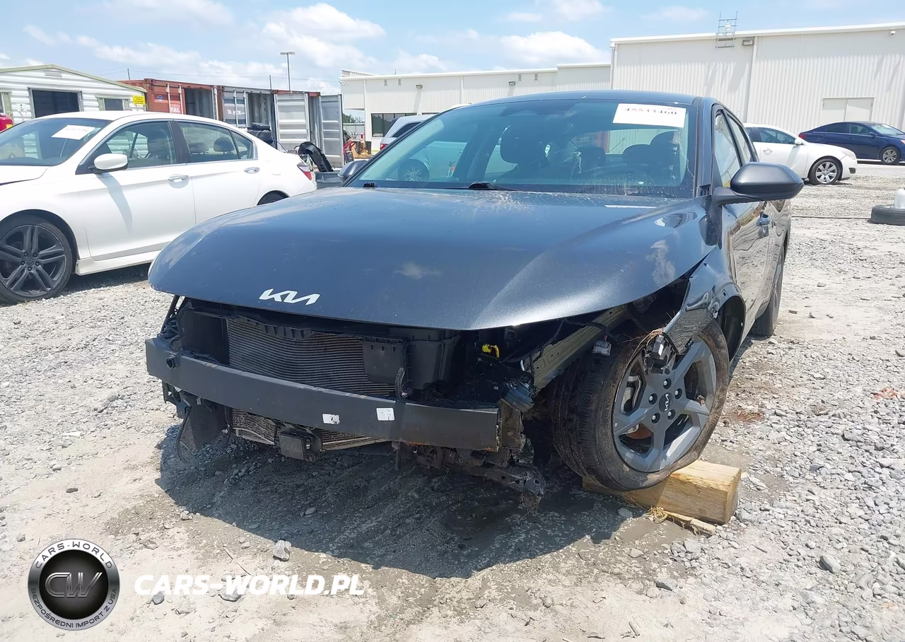 2025 Kia K4 Lxs VIN:3KPFT4DE9SE017727 - 6
