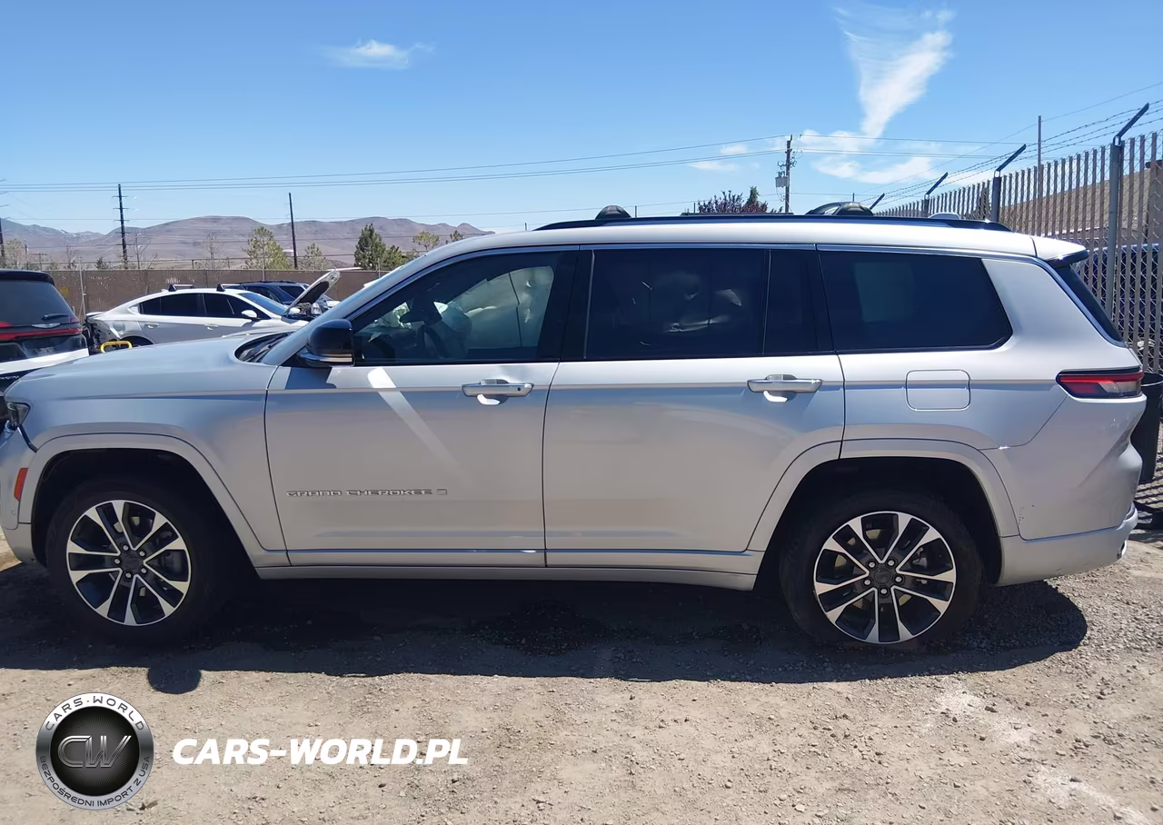 2023 Jeep Grand Cherokee L Overland 4X4 VIN:1C4RJKDG1P8731216 - 13