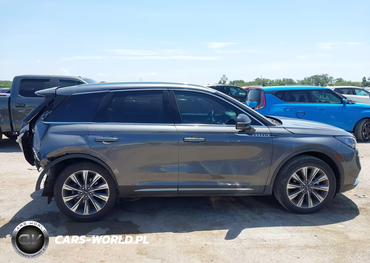 2022 Lincoln Corsair Reserve VIN:5LMCJ2C99NUL02413 - 13