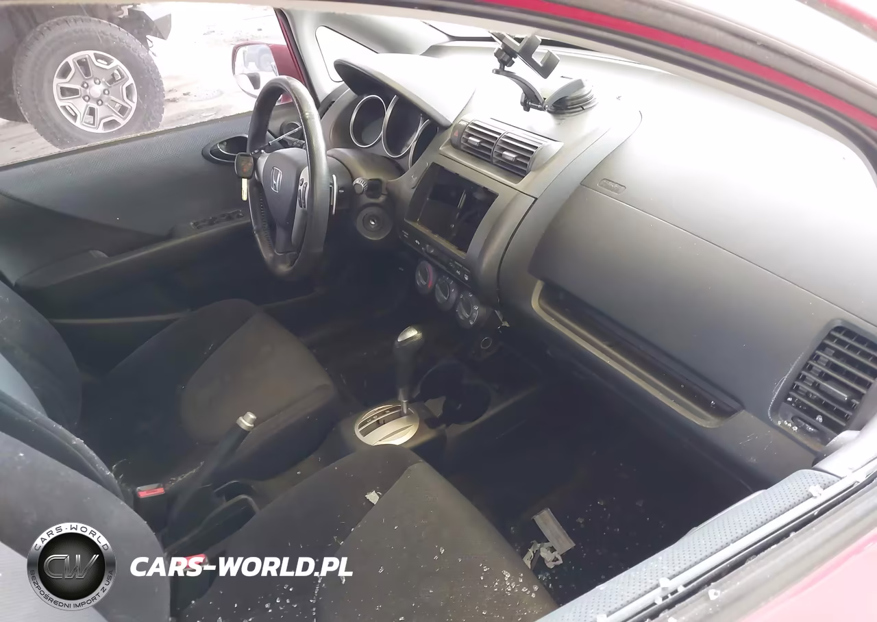 2008 Honda Fit Sport VIN:JHMGD38648S015645 - 5