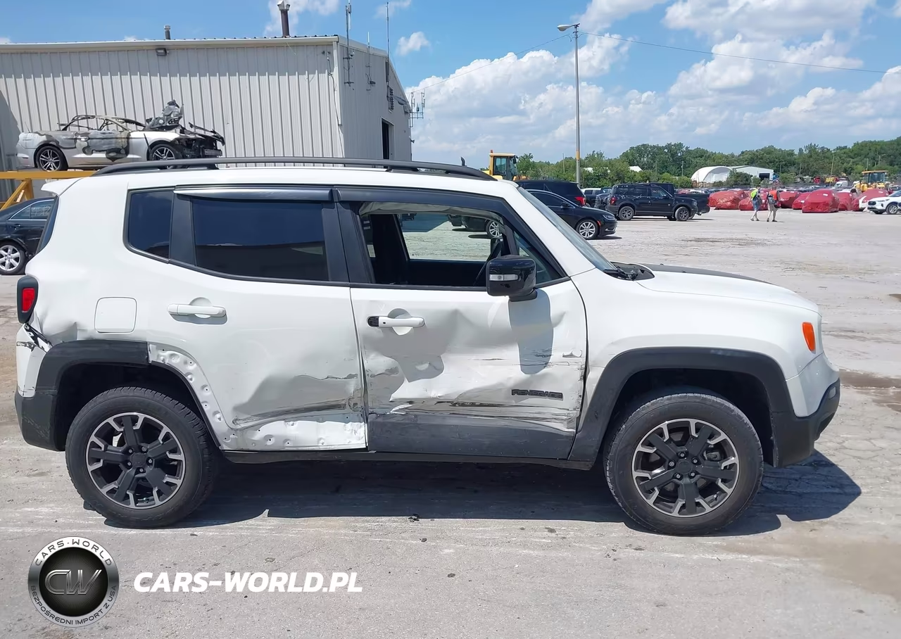 2023 Jeep Renegade Upland 4X4 VIN:ZACNJDB14PPP41446 - 14