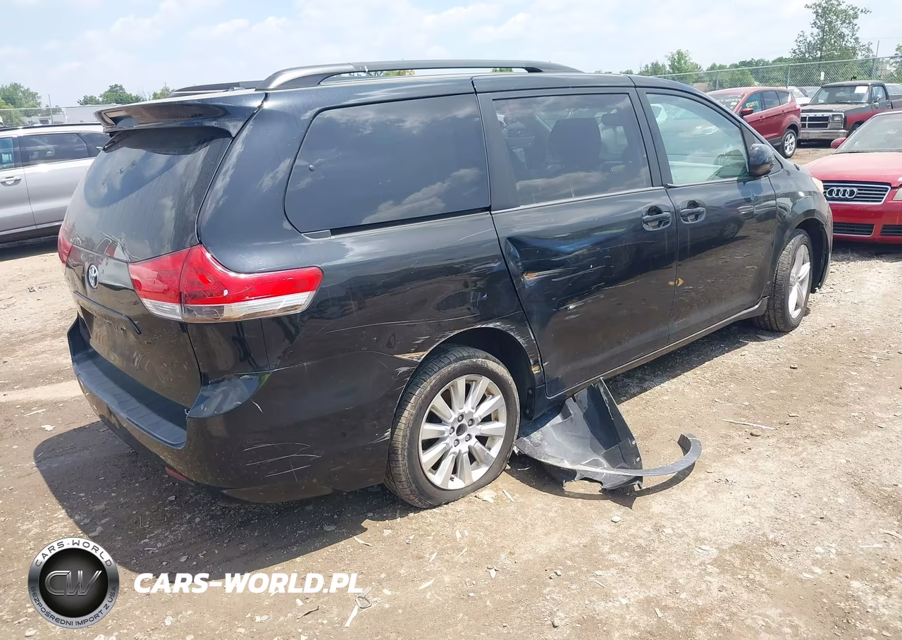 2013 Toyota Sienna Le 7 Passenger VIN:5TDJK3DC0DS066300 - 4
