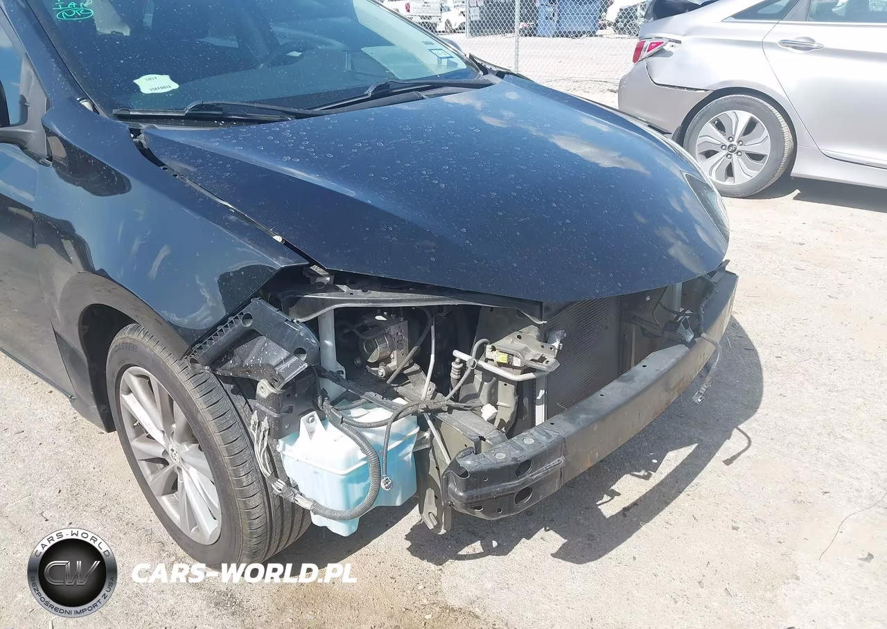 2017 Toyota Corolla Le VIN:5YFBURHE2HP730799 - 6