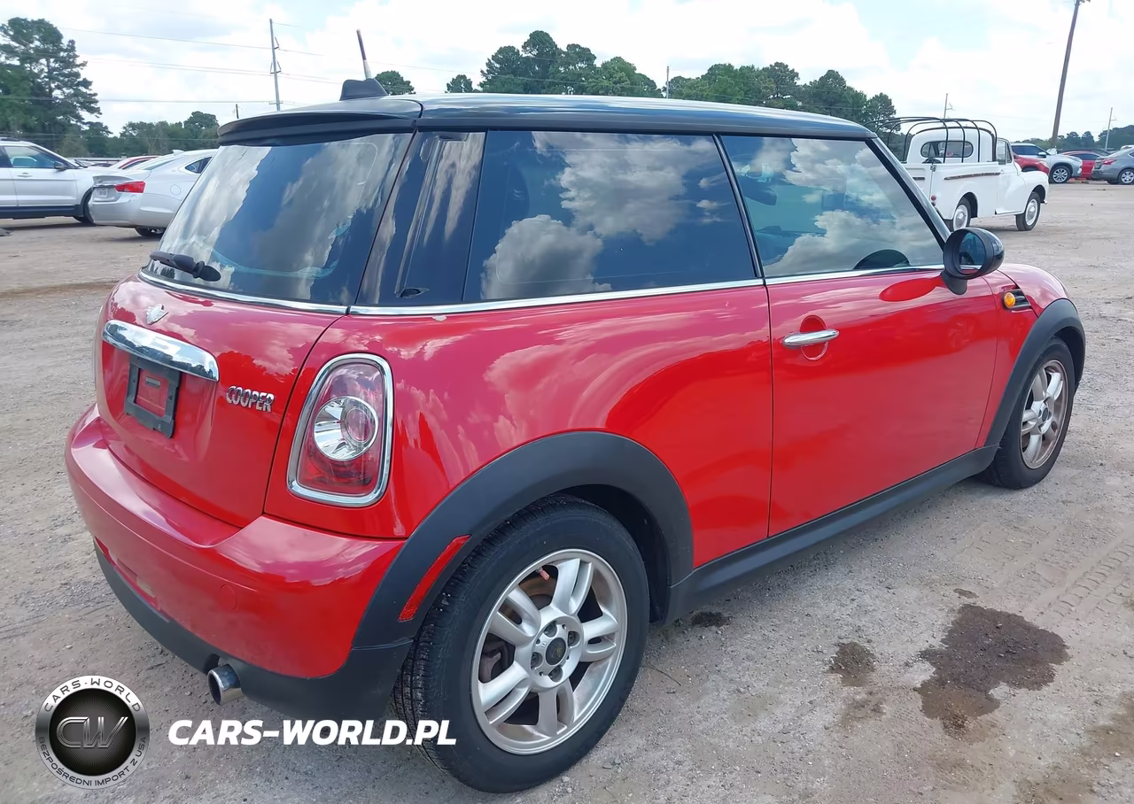 2012 Mini Cooper VIN:WMWSU3C50CT258069 - 4
