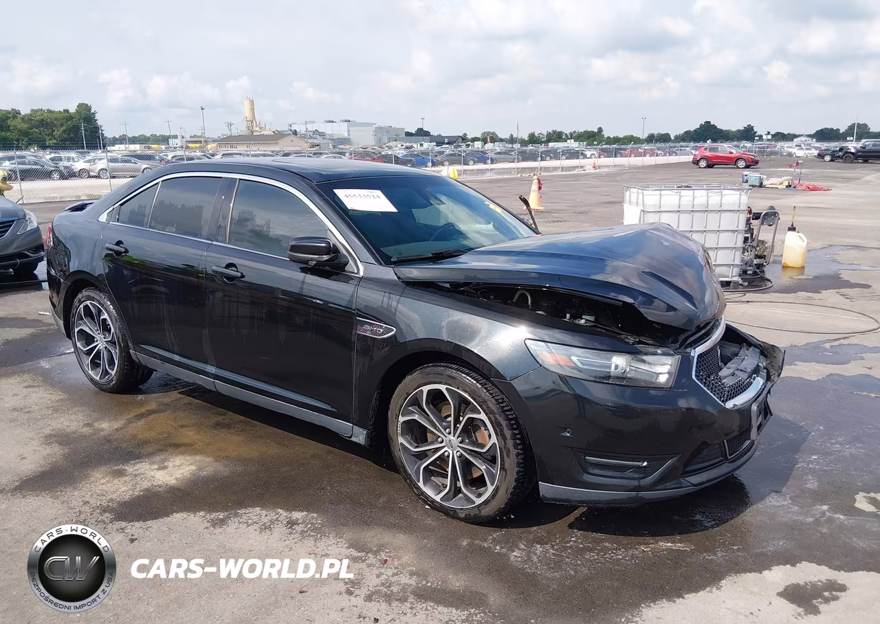 2013 Ford Taurus Sho