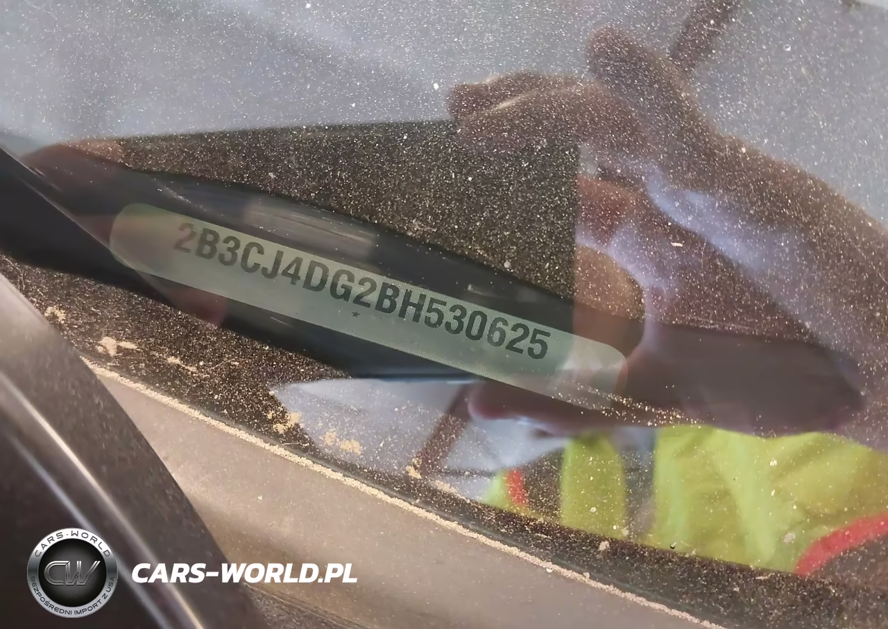 2011 Dodge Challenger VIN:2B3CJ4DG2BH530625 - 9