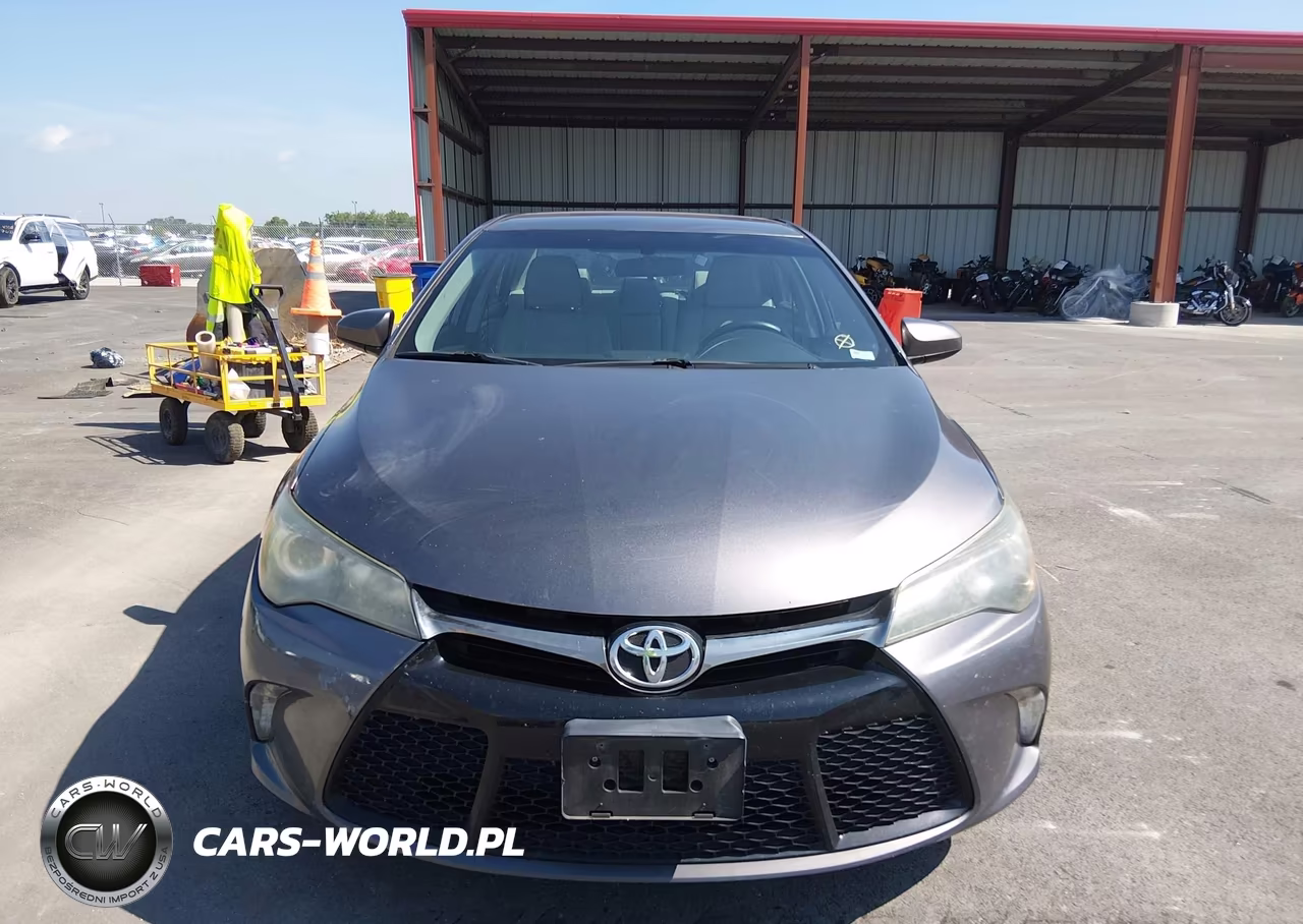 2015 Toyota Camry Se VIN:4T1BF1FK0FU945744 - 12