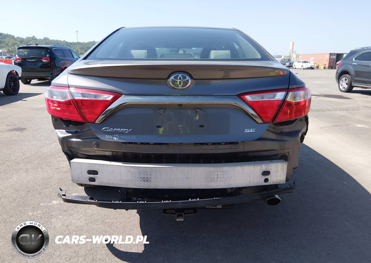 2015 Toyota Camry Se VIN:4T1BF1FK0FU945744 - 6