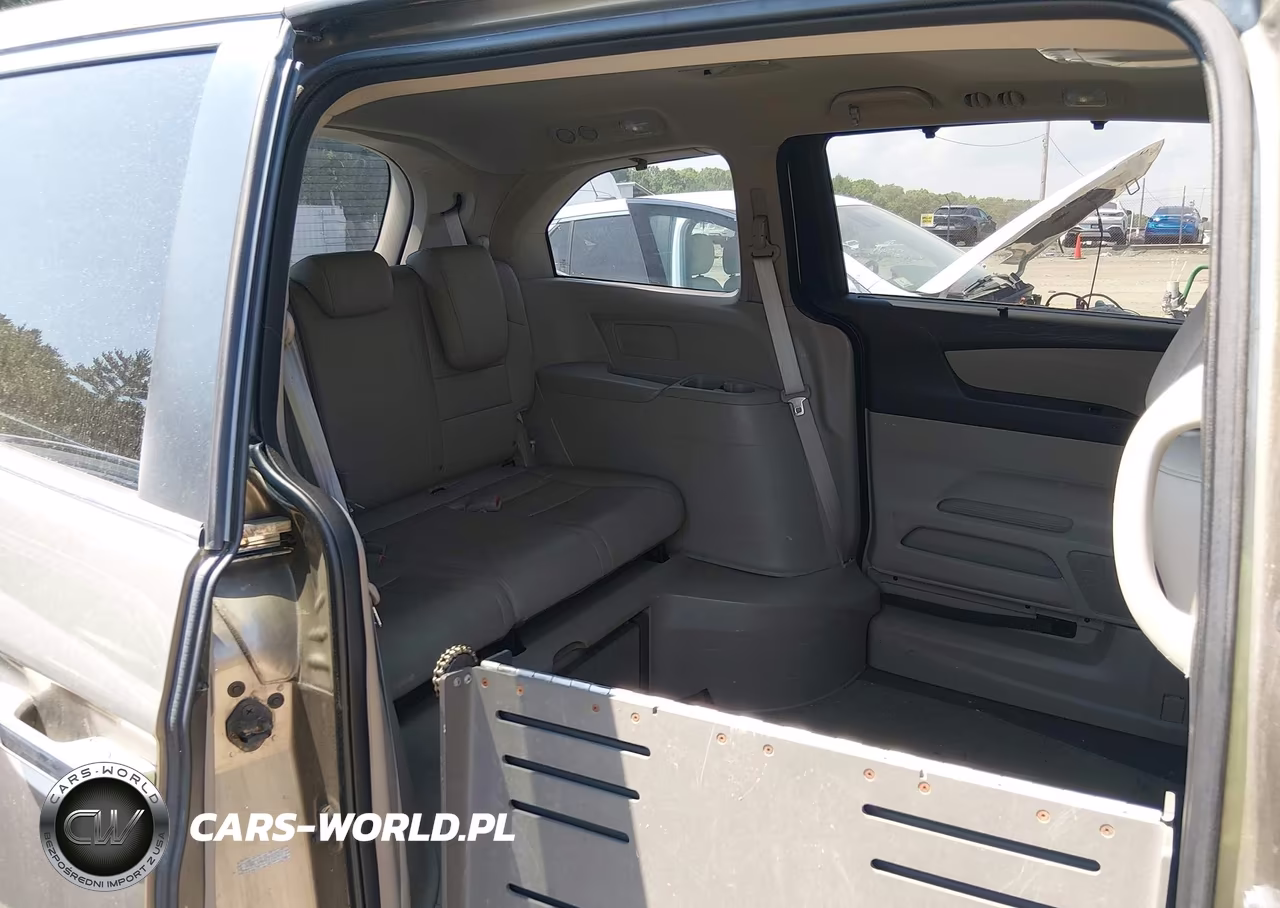 2011 Honda Odyssey Ex-L VIN:5FNRL5H64BB102491 - 8