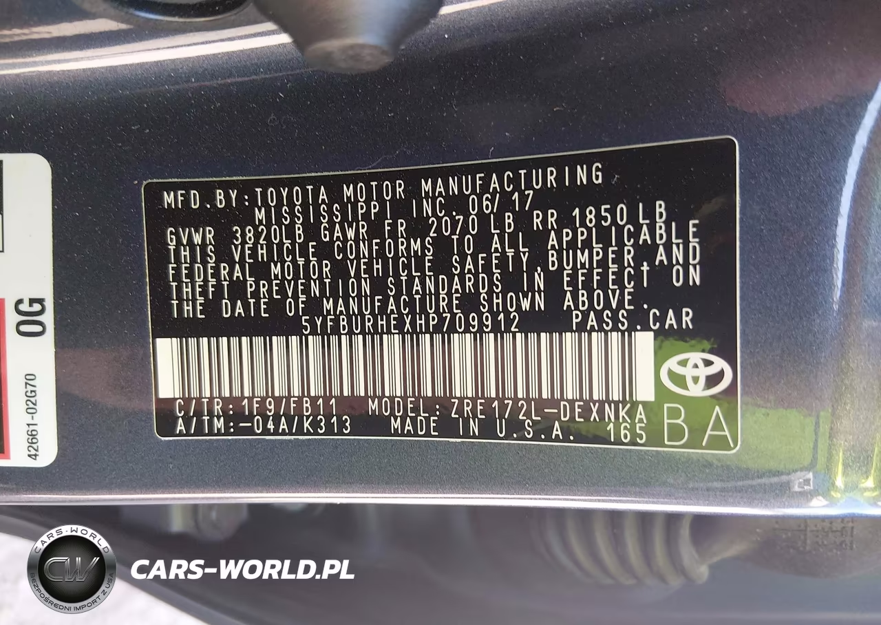 2017 Toyota Corolla Le VIN:5YFBURHEXHP709912 - 9