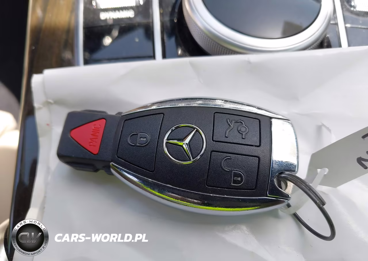 2018 Mercedes-Benz C 300 4Matic VIN:WDDWF4KBXJR346297 - 11