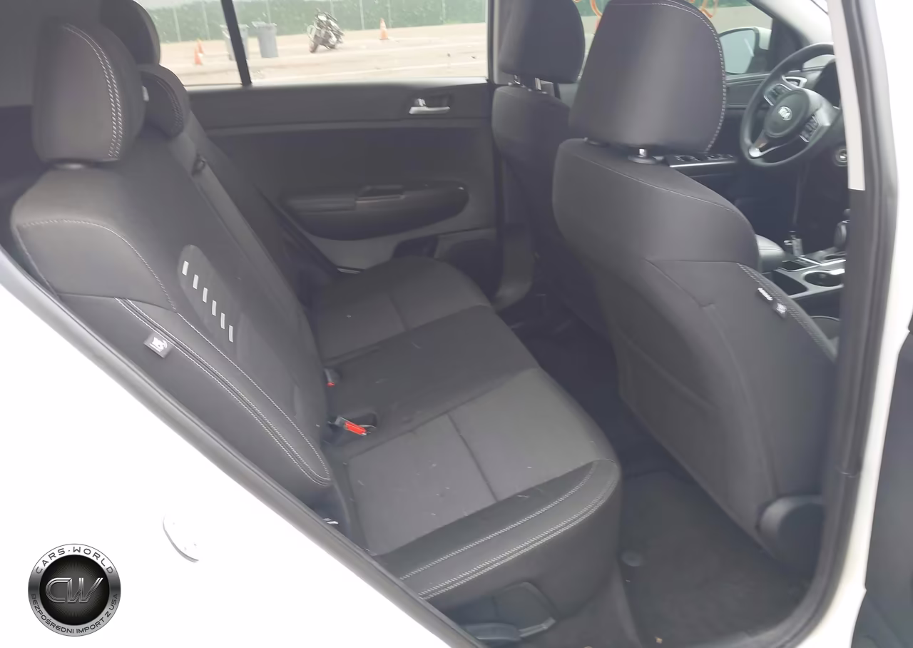 2018 Kia Sportage Lx VIN:KNDPM3AC7J7478812 - 8