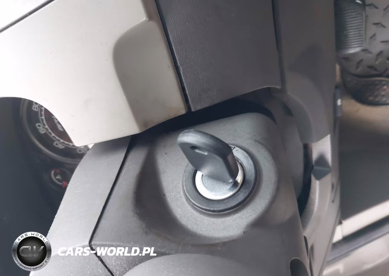 2008 Ford Focus S VIN:1FAHP34N68W175258 - 11