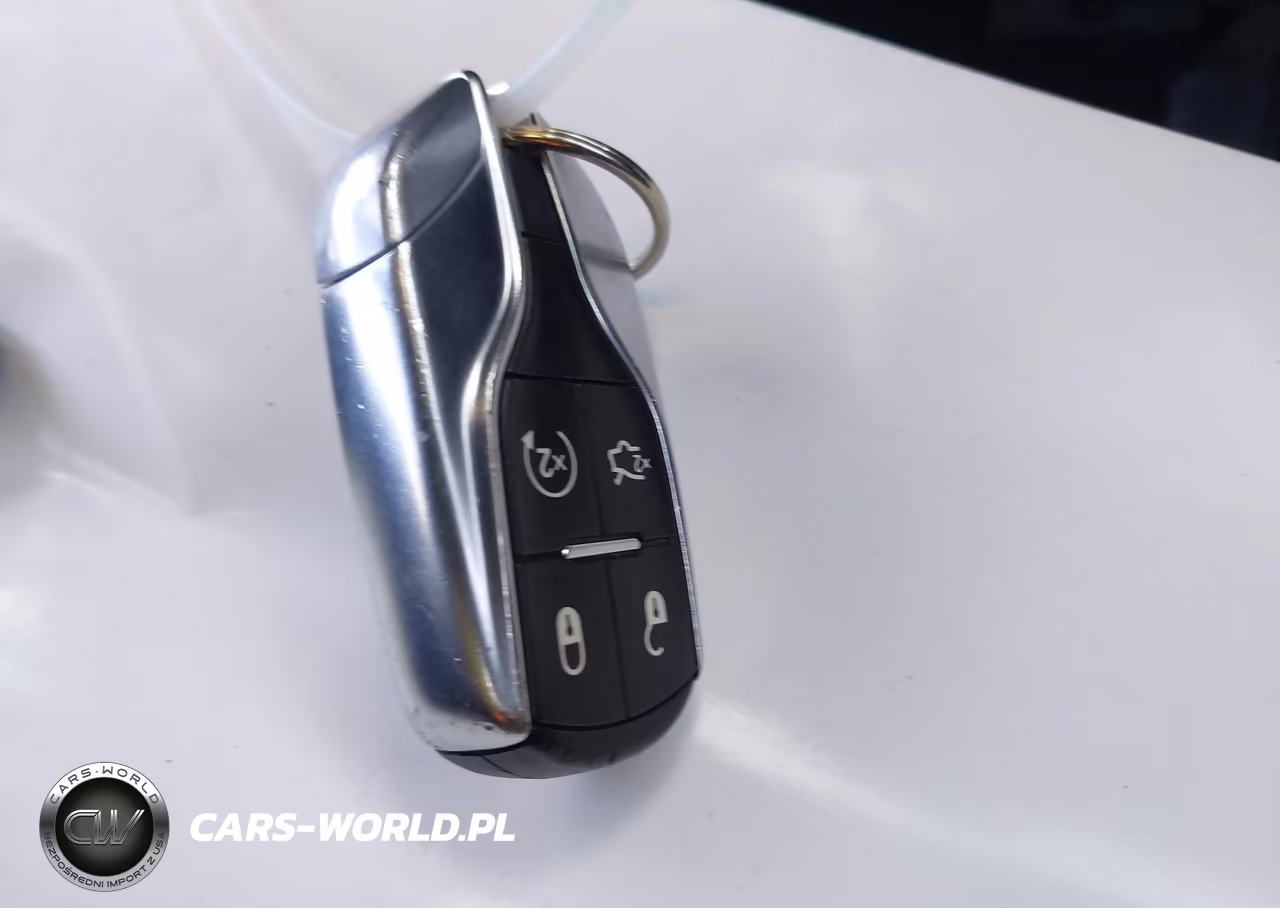 2020 Maserati Ghibli VIN:ZAM57XSAXL1354554 - 11