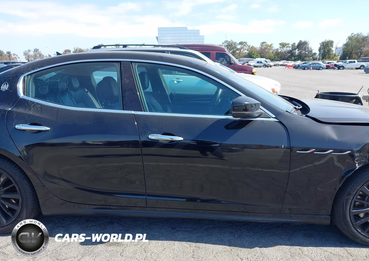 2020 Maserati Ghibli VIN:ZAM57XSAXL1354554 - 13
