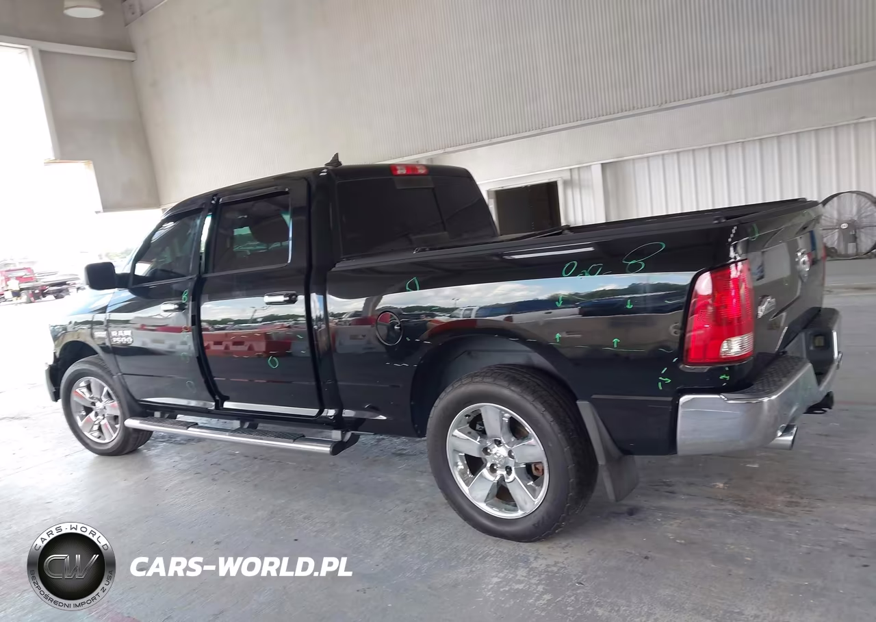 2015 Ram 1500 Big Horn VIN:1C6RR6TT5FS530166 - 14