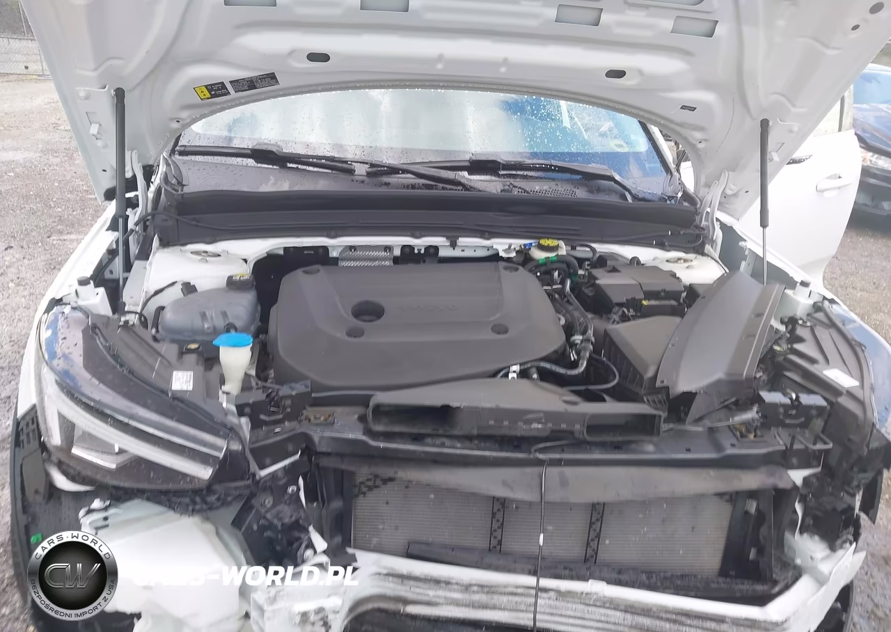 2024 Volvo Xc40 B5 Plus Bright Theme VIN:YV4L12UE7R2204904 - 10