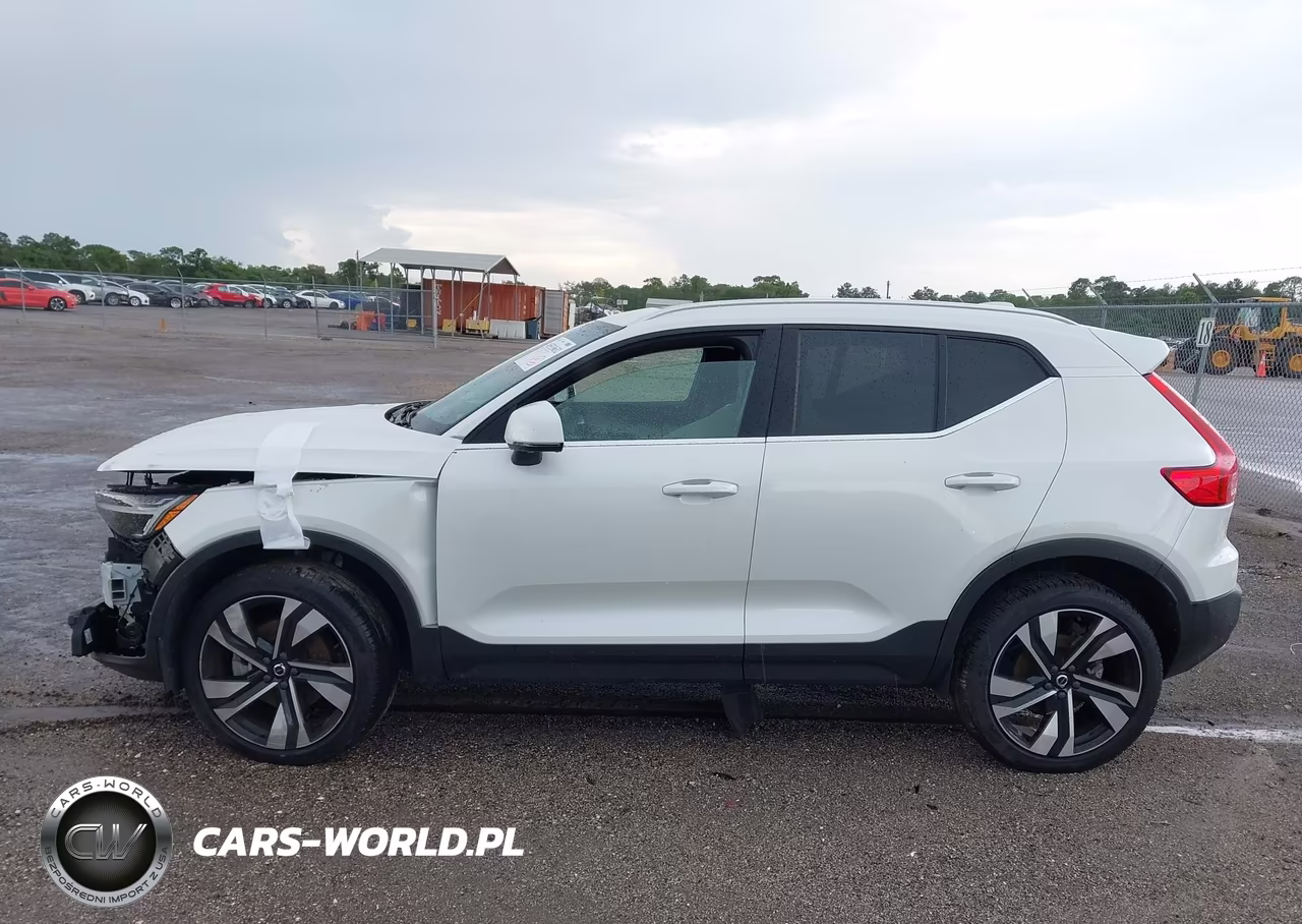 2024 Volvo Xc40 B5 Plus Bright Theme VIN:YV4L12UE7R2204904 - 14
