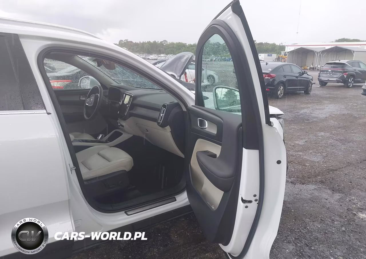 2024 Volvo Xc40 B5 Plus Bright Theme VIN:YV4L12UE7R2204904 - 5