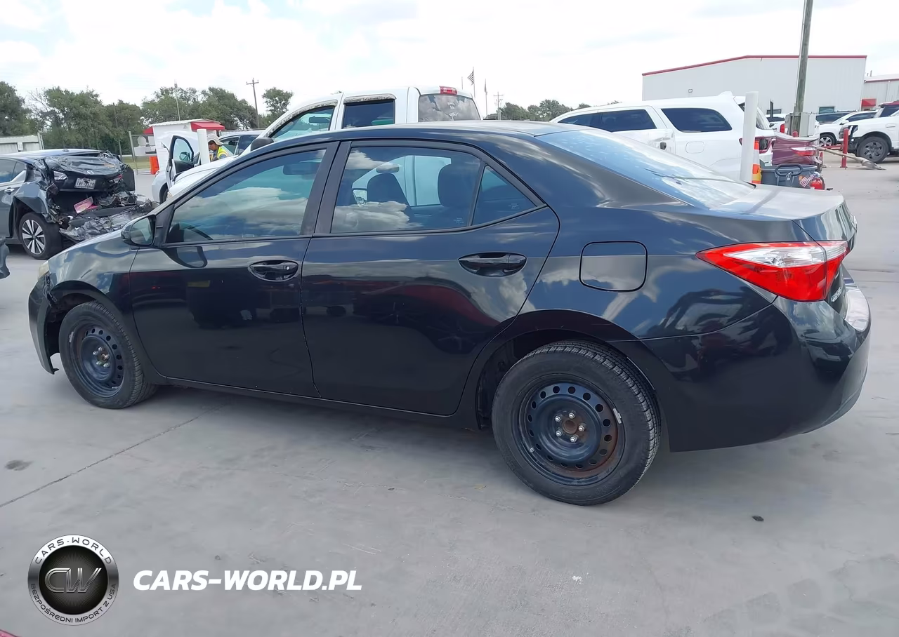 2015 Toyota Corolla Le VIN:5YFBURHE3FP328299 - 14