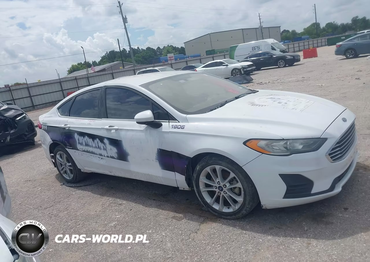 2018 Ford Fusion Hybrid S VIN:3FA6P0UU6JR176383 - 13