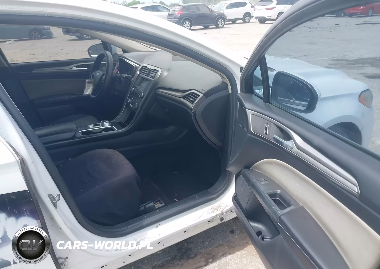 2018 Ford Fusion Hybrid S VIN:3FA6P0UU6JR176383 - 5