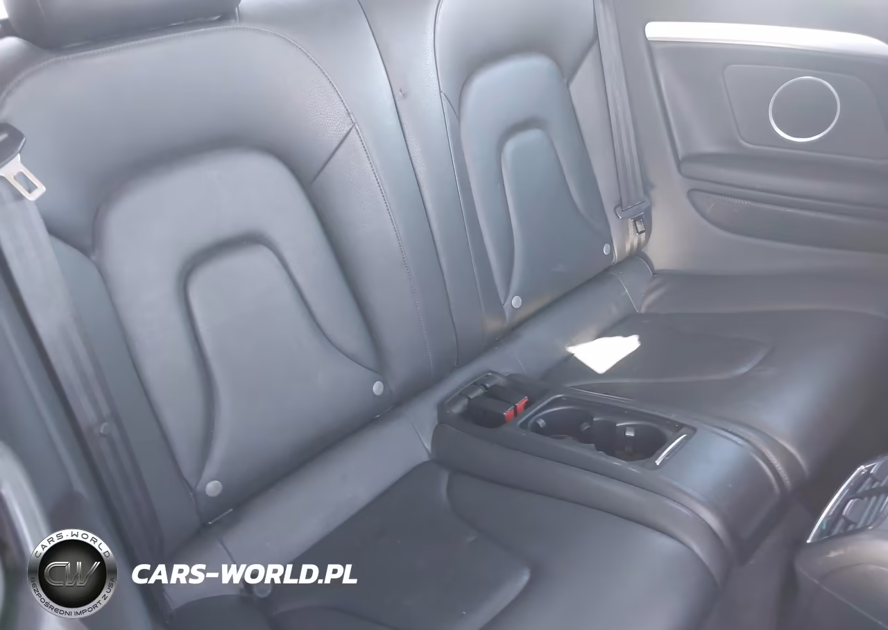 2010 Audi A5 2.0T Premium VIN:WAUJFAFHXAN012339 - 8