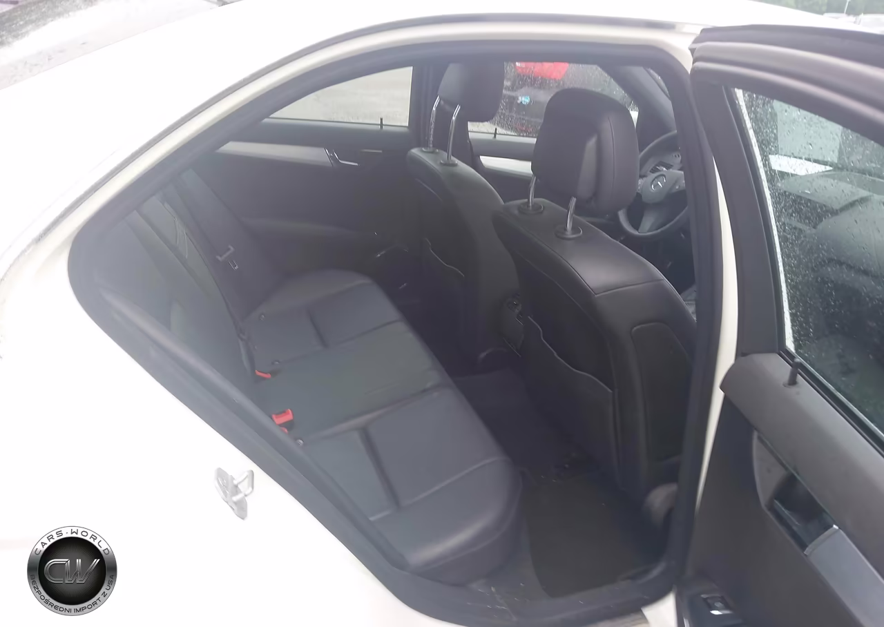 2010 Mercedes-Benz C 300 Luxury 4Matic-Sport 4Matic VIN:WDDGF8BB1AR087999 - 8