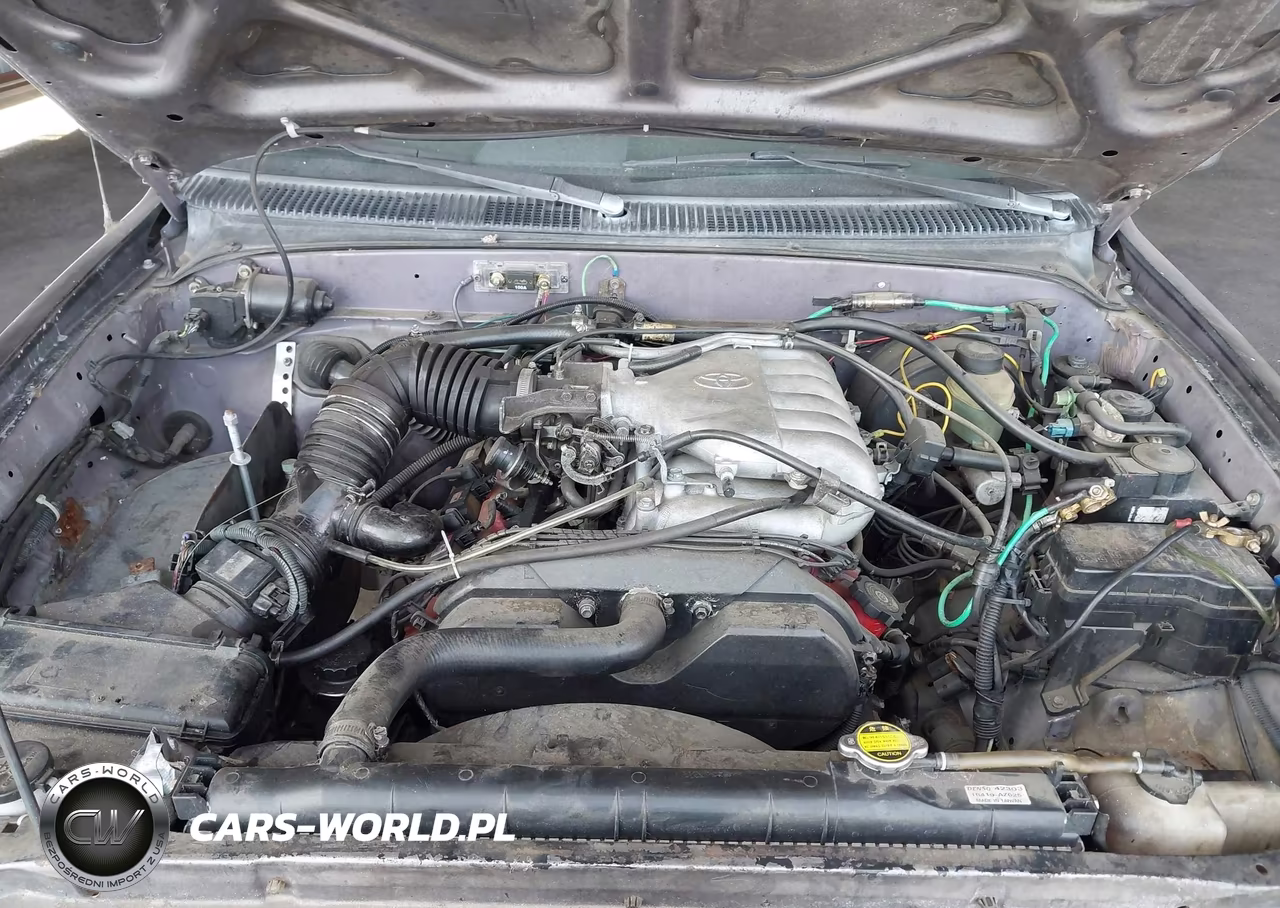 1998 Toyota Tacoma Base V6 VIN:4TAWN72N8WZ126104 - 10