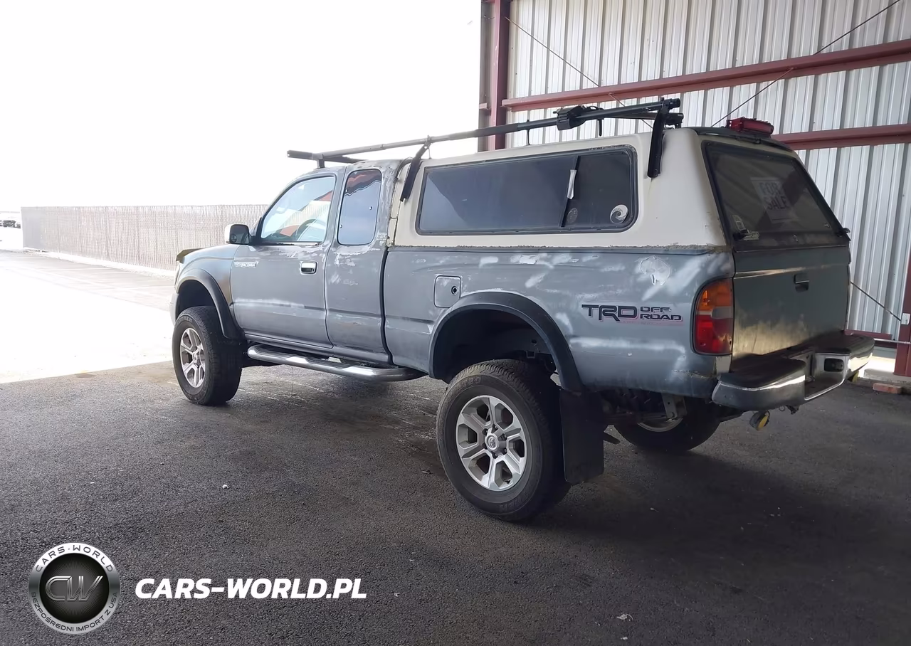 1998 Toyota Tacoma Base V6 VIN:4TAWN72N8WZ126104 - 3