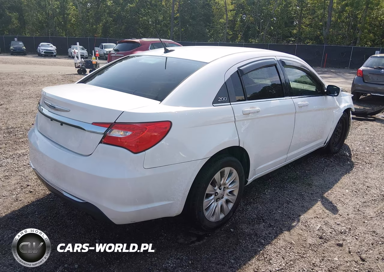 2014 Chrysler 200 Lx VIN:1C3CCBAB6EN204414 - 4