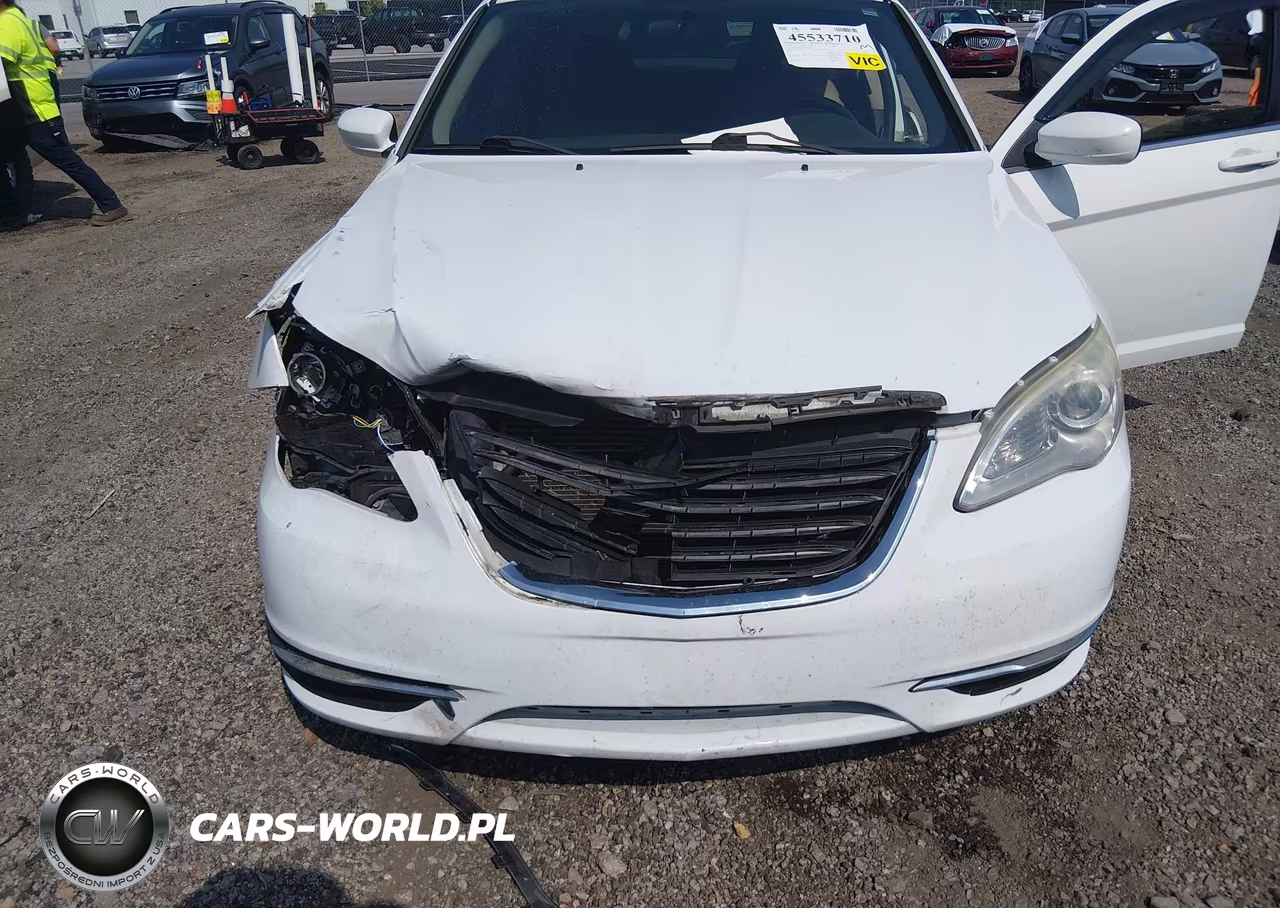 2014 Chrysler 200 Lx VIN:1C3CCBAB6EN204414 - 6