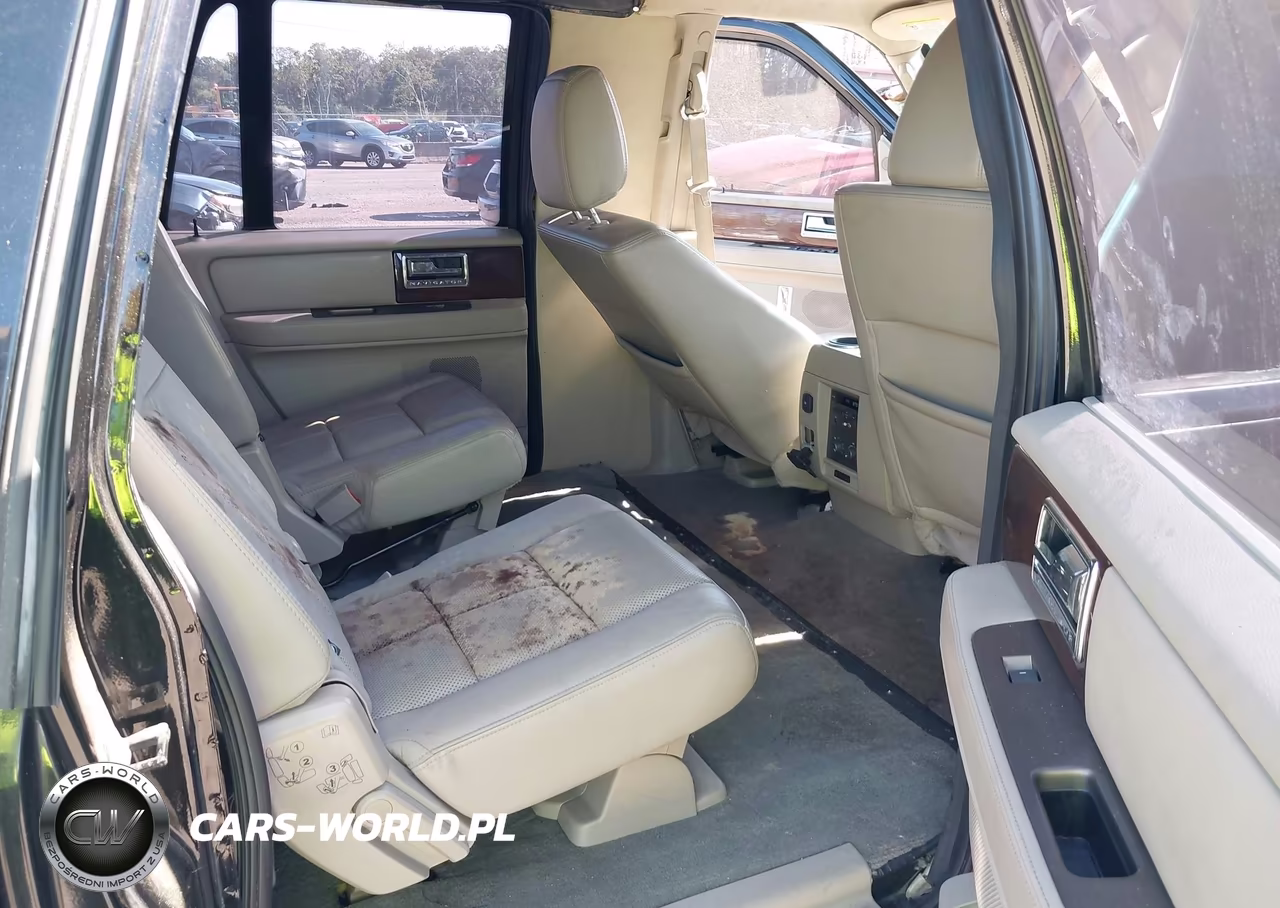 2014 Lincoln Navigator L VIN:5LMJJ3J57EEL03230 - 8