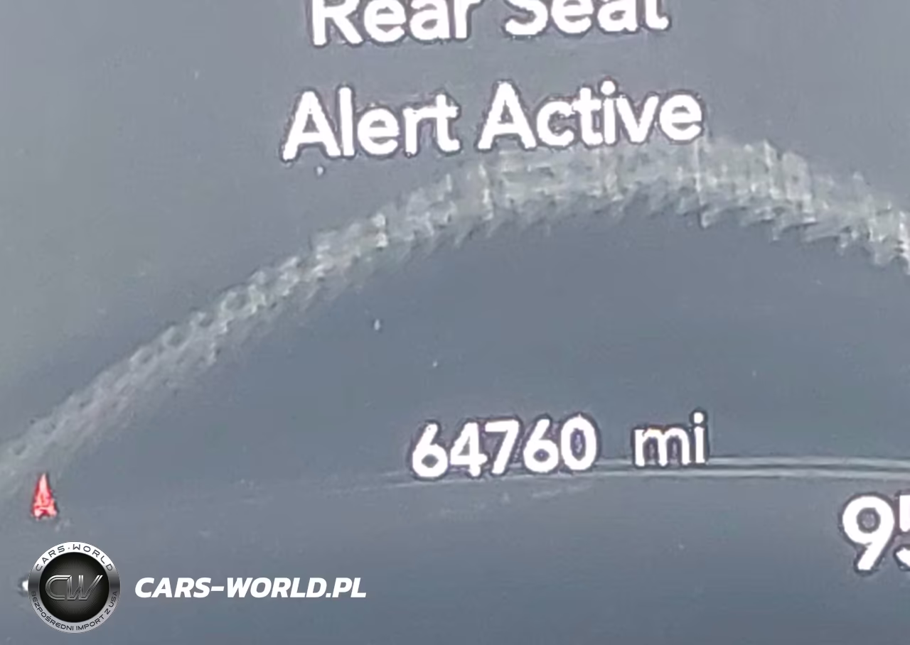 2025 Chrysler Pacifica Select VIN:2C4RC1BG1SR553294 - 13