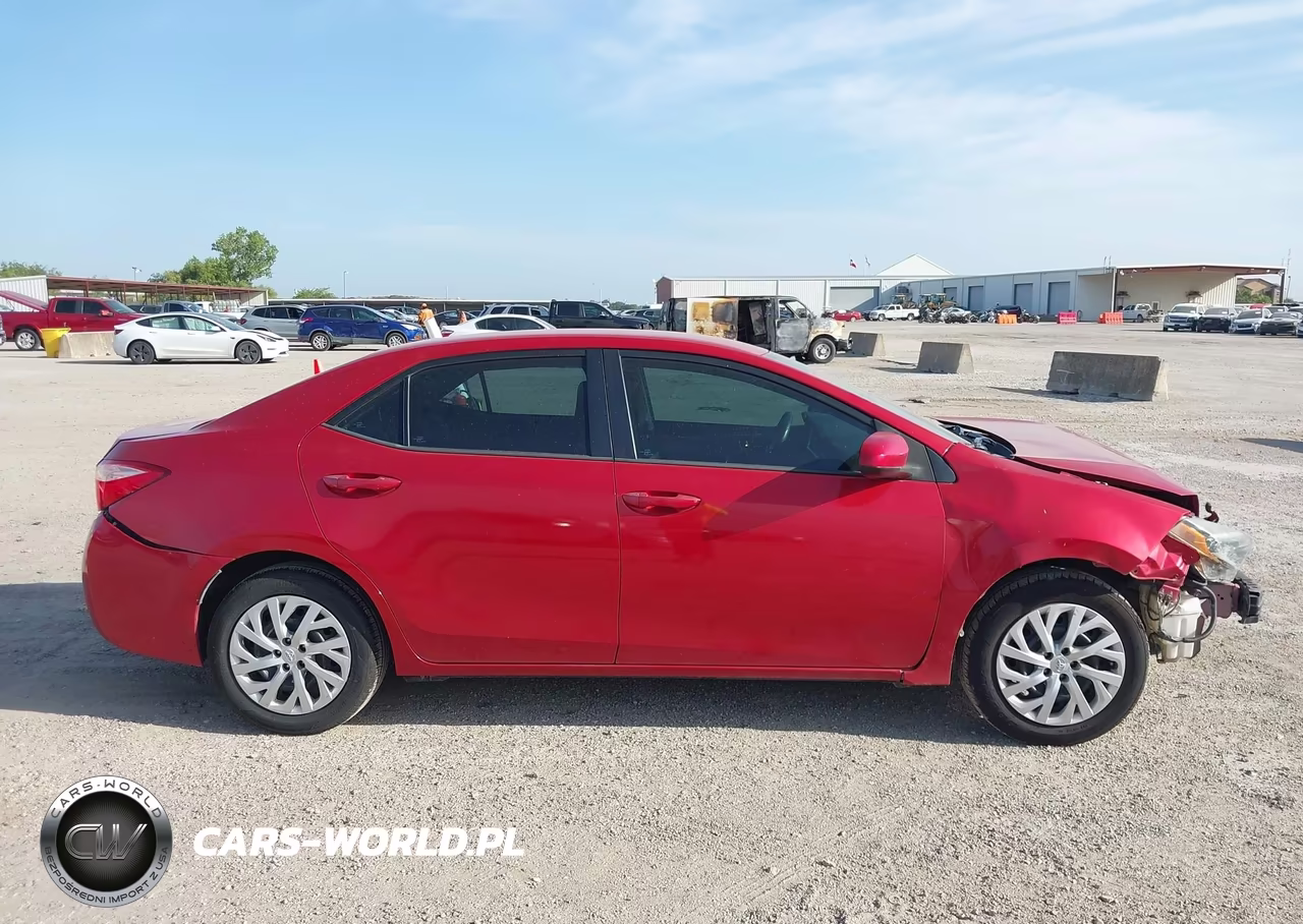 2019 Toyota Corolla Le VIN:5YFBURHEXKP871238 - 13