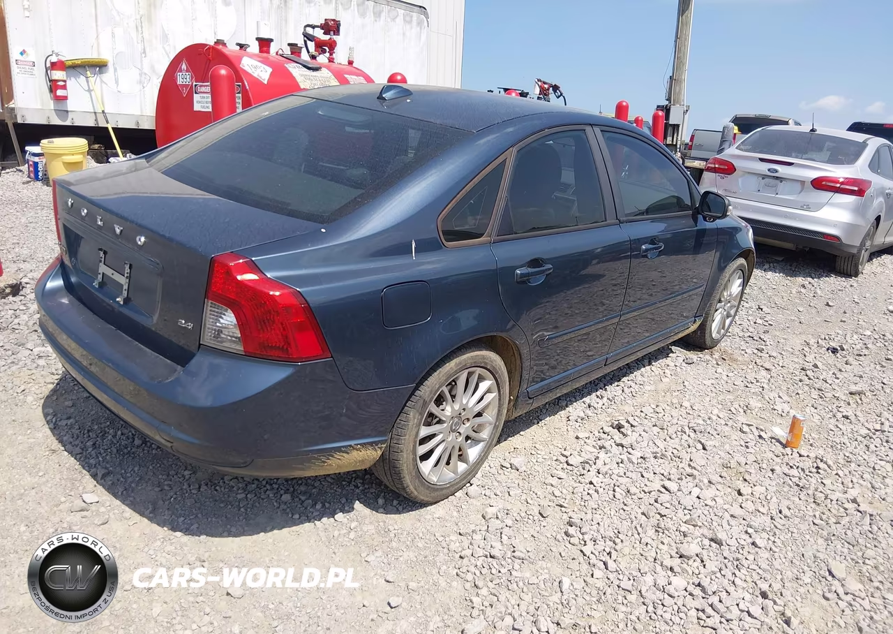 2009 Volvo S40 2.4I VIN:YV1MS382492451740 - 4