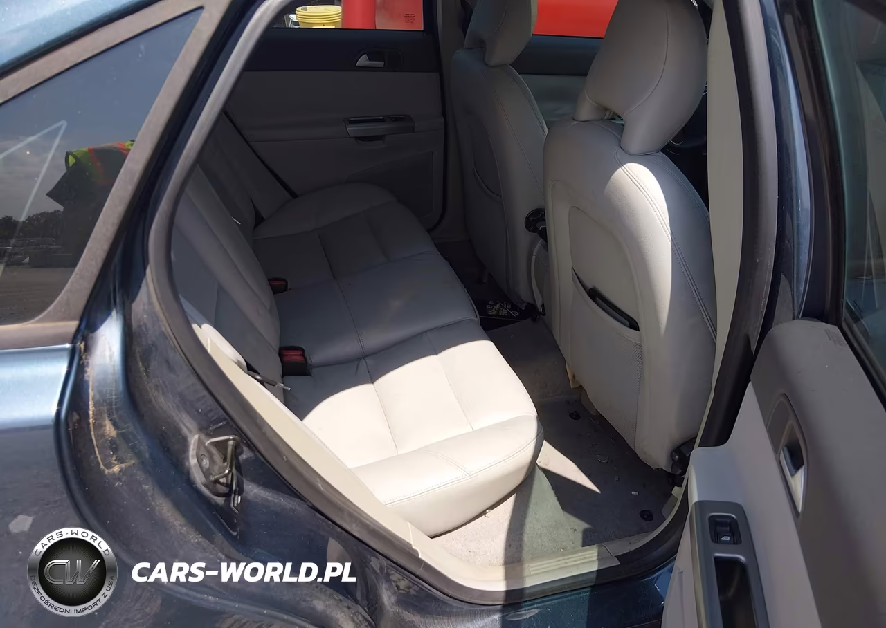 2009 Volvo S40 2.4I VIN:YV1MS382492451740 - 8