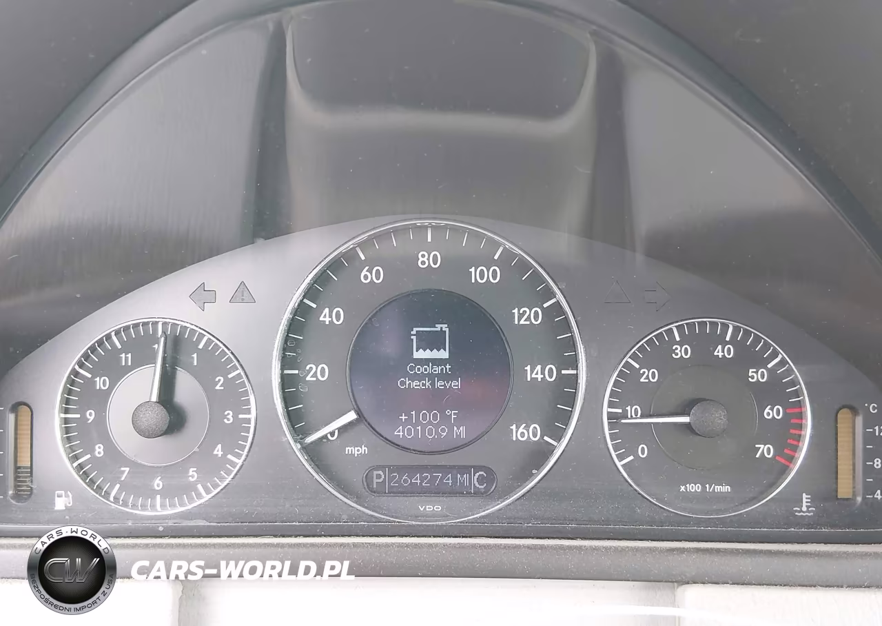 2004 Mercedes-Benz Clk 320 VIN:WDBTK65GX4T005449 - 7