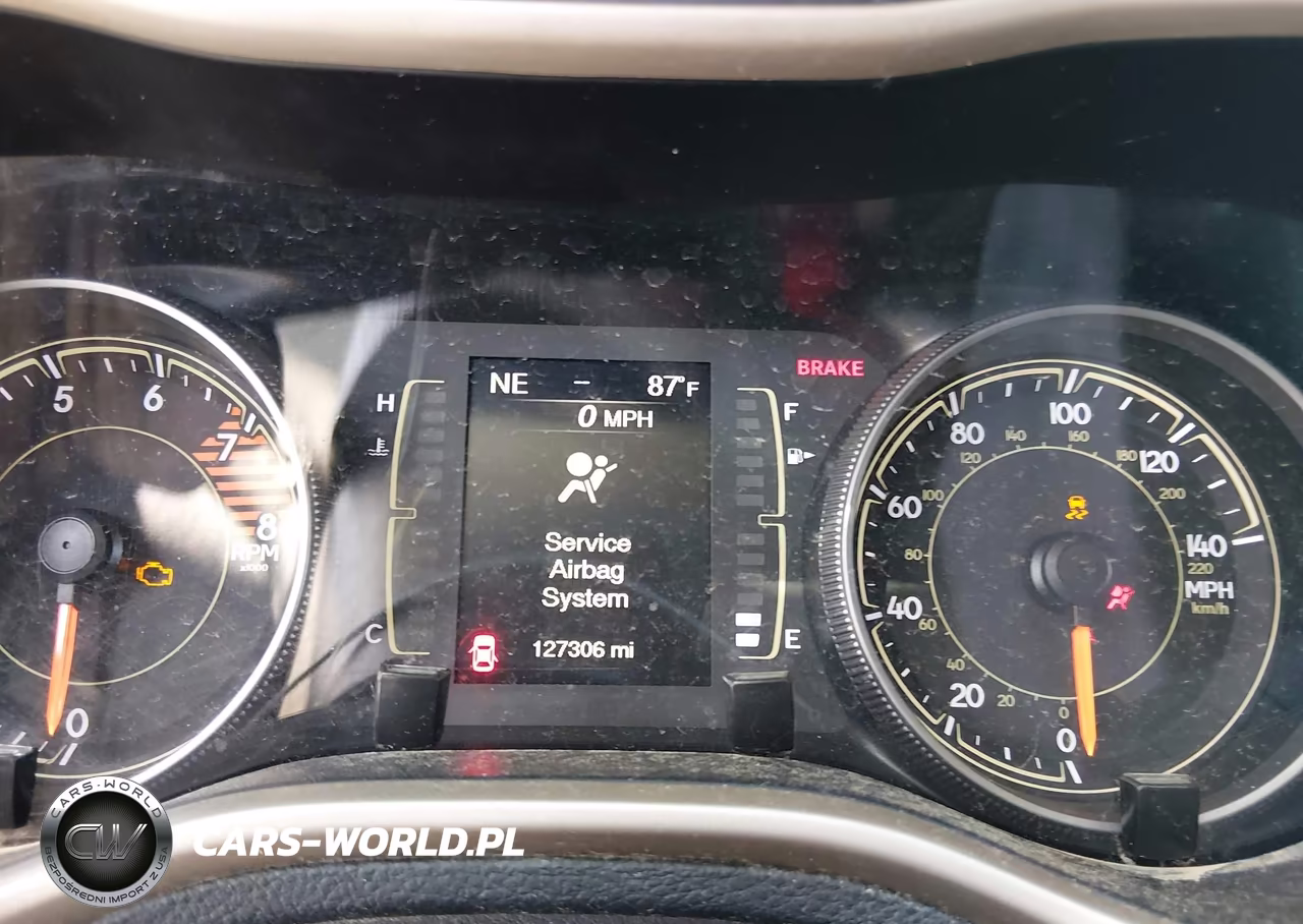 2017 Jeep Cherokee Latitude VIN:1C4PJMCS5HW646725 - 15