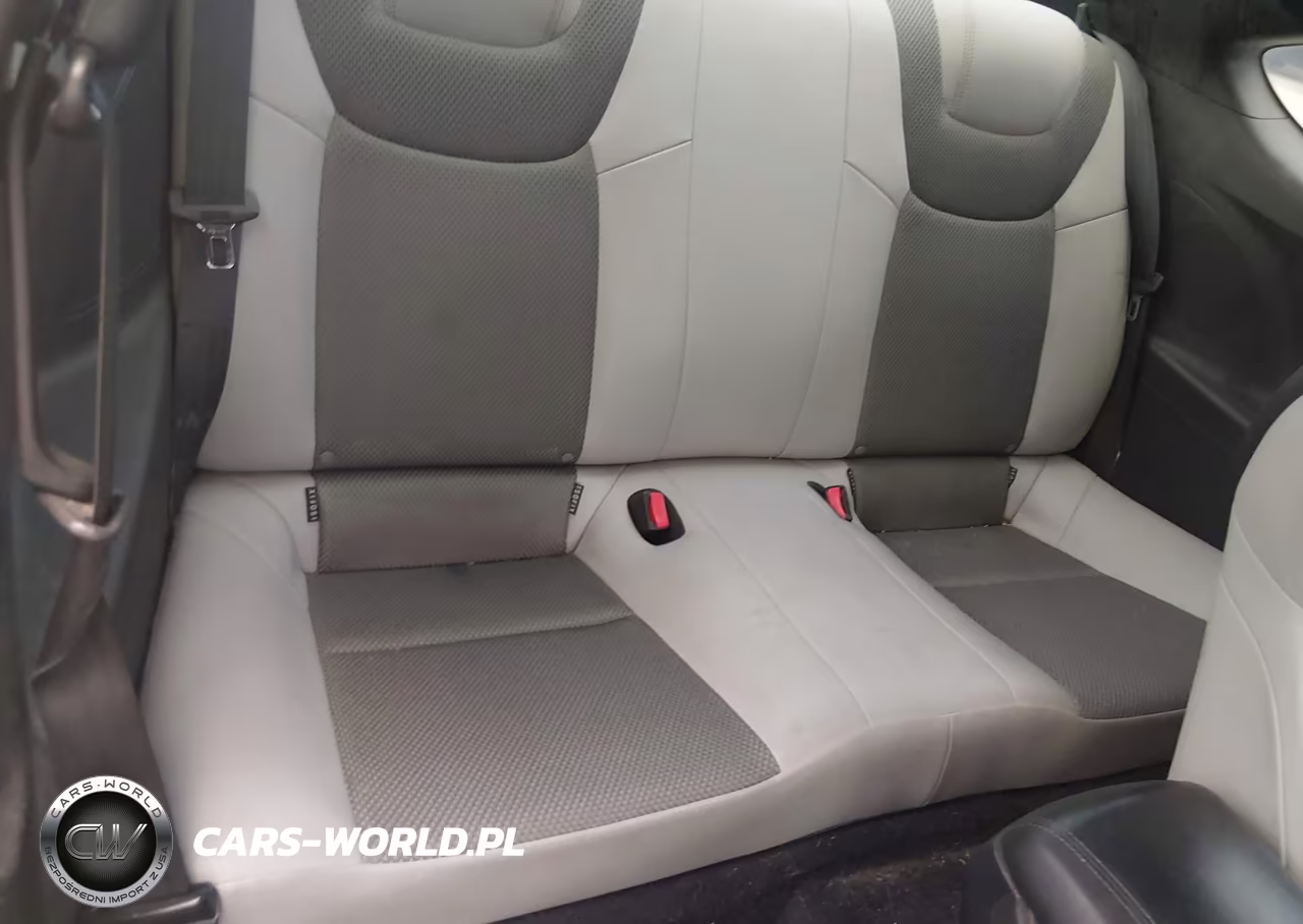 2013 Hyundai Genesis 2.0T Premium VIN:KMHHT6KD7DU083868 - 8