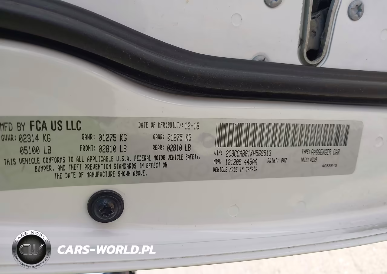2019 Chrysler 300 300S VIN:2C3CCABG1KH569513 - 9