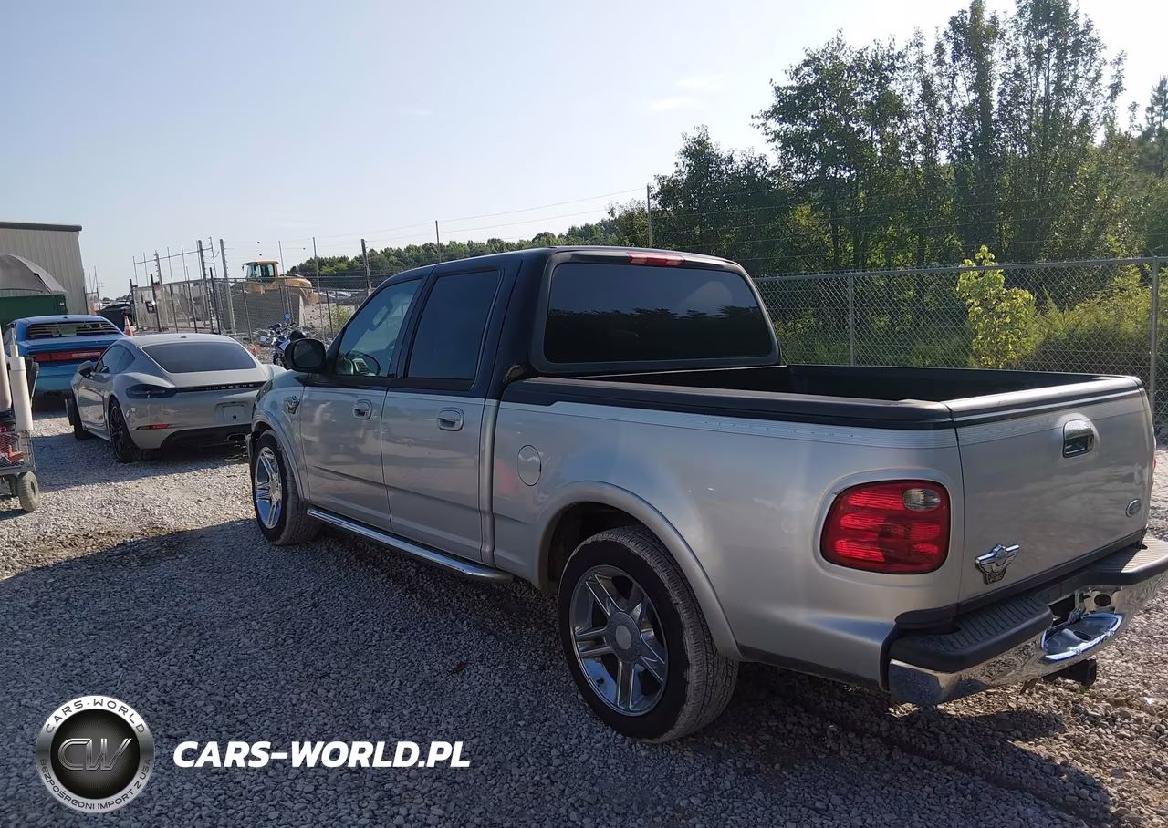2003 Ford F-150 Lariat VIN:1FTRW073X3KC60839 - 3