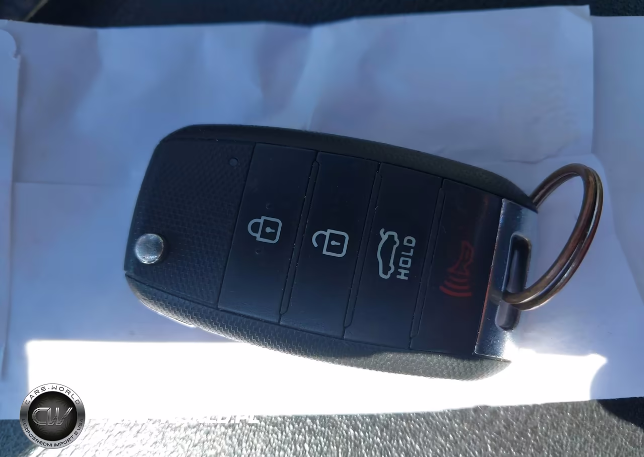2018 Kia Optima Lx VIN:5XXGT4L30JG193737 - 11