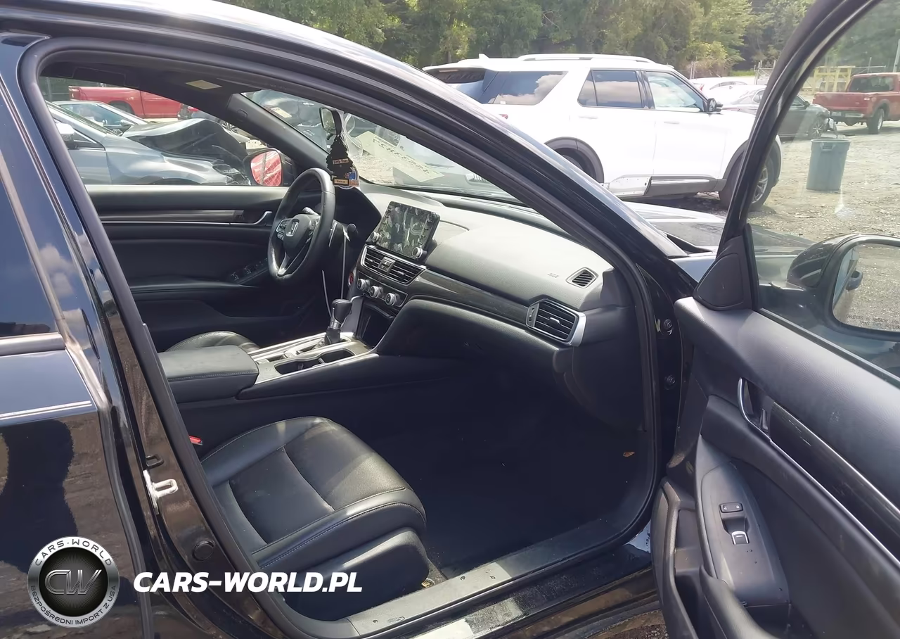 2018 Honda Accord Sport VIN:1HGCV1F33JA203872 - 5
