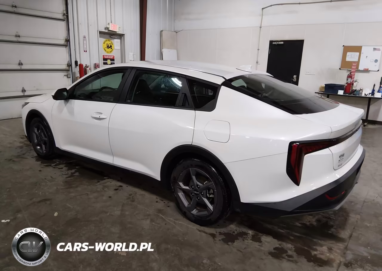2025 Kia K4 Lxs VIN:3KPFT4DE7SE142239 - 3