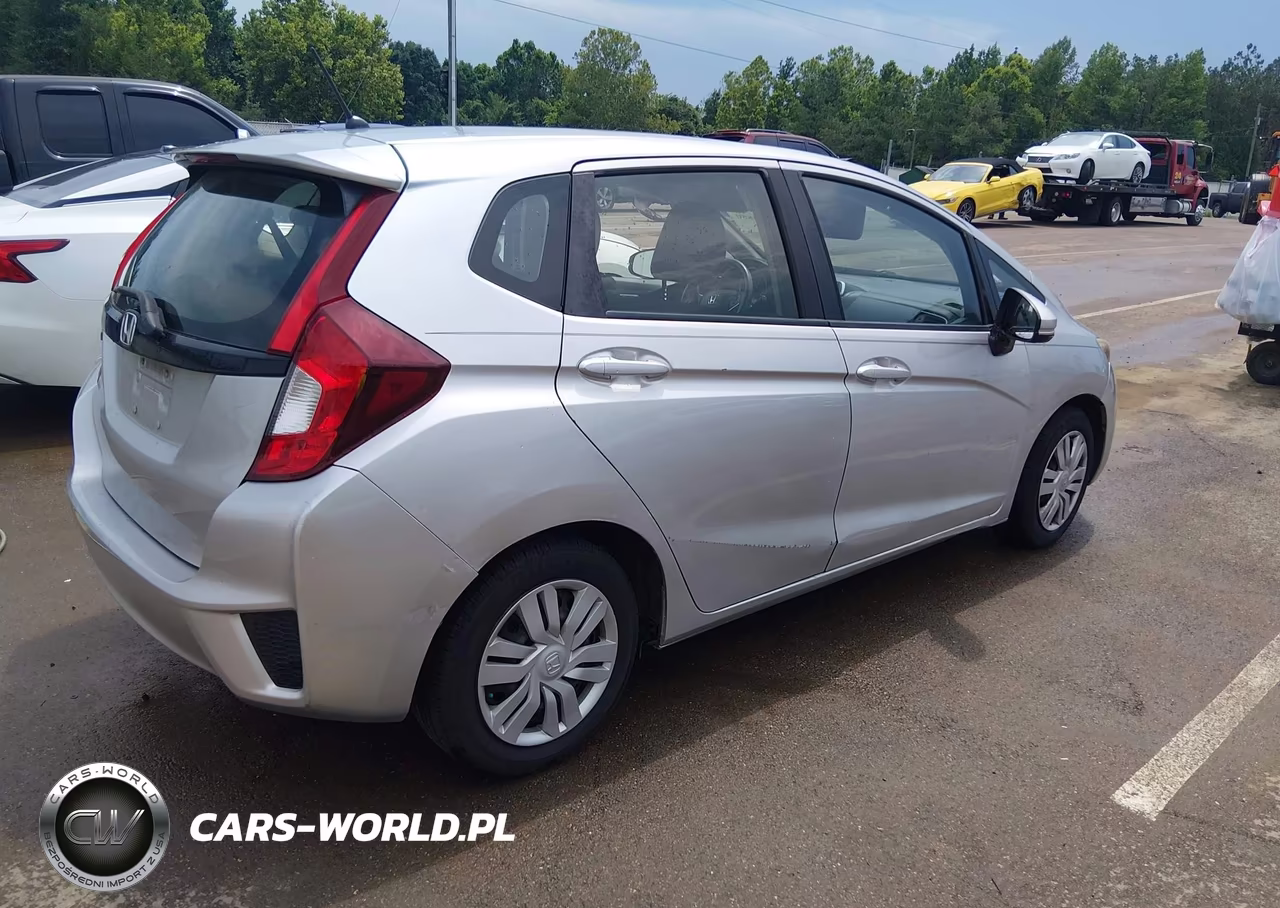 2016 Honda Fit Lx VIN:JHMGK5H59GX008975 - 4
