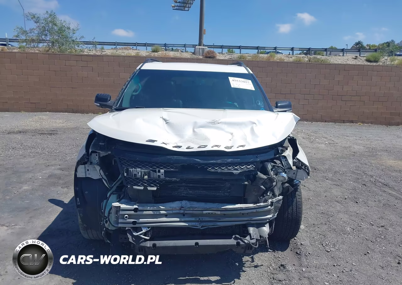 2015 Ford Explorer Sport VIN:1FM5K8GT5FGC50800 - 13