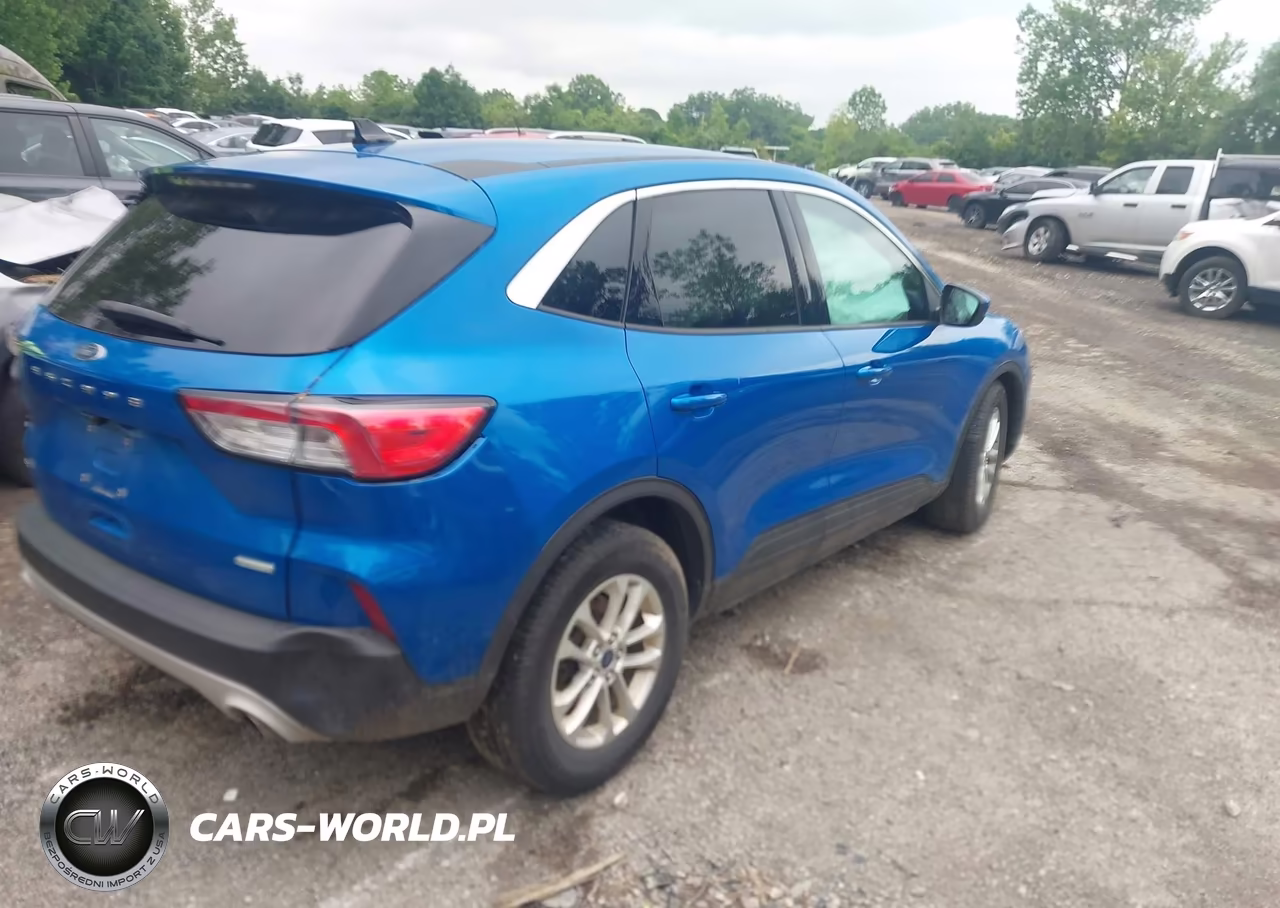 2020 Ford Escape Se VIN:1FMCU0G61LUA50040 - 4